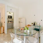 Apartment Des Etrangers *